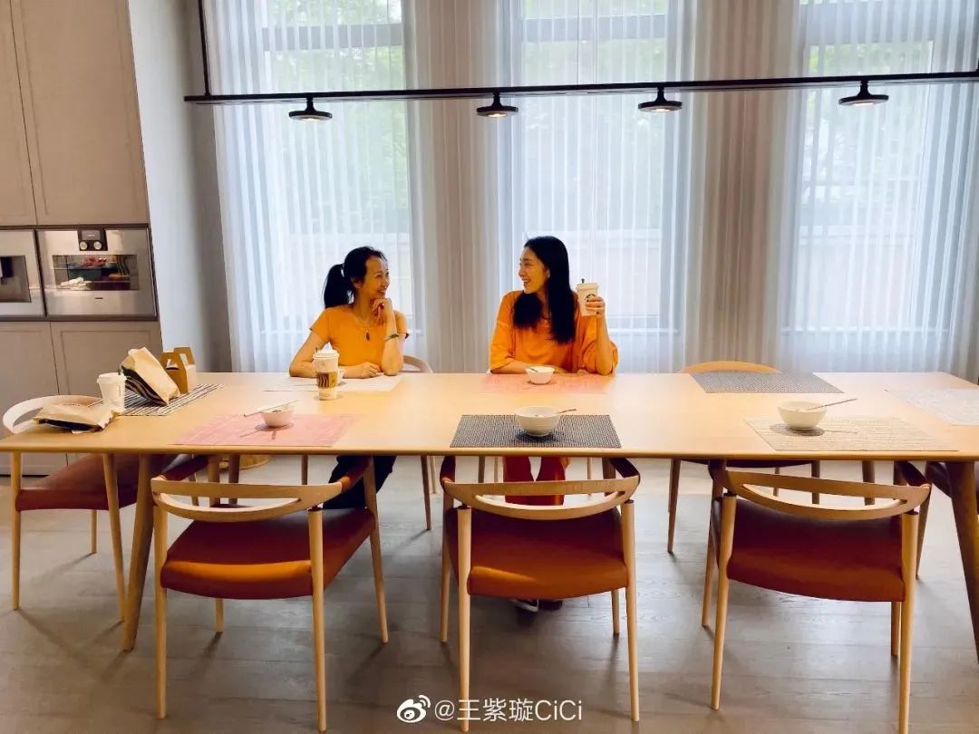 陈伟霆的镜子、井柏然的香氛、刘雯的沙发，就是我的梦中情家