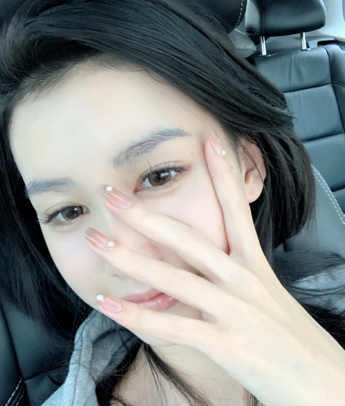 新年不知道做什么美甲(新年不知道做什么美甲好看)