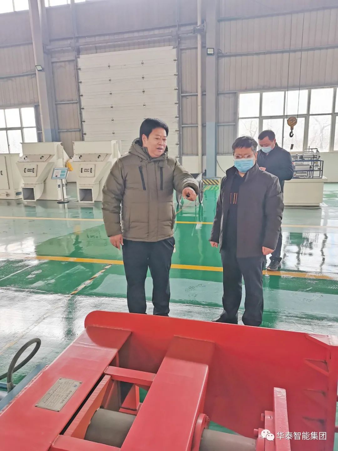 安阳市工信局副局长李立军到华泰智能装备集团参观调研