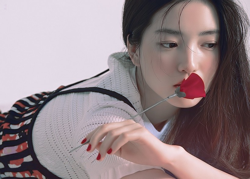 Kim Tae ri金泰梨哪年通过拍摄广告出道？出色演技＋抢眼魅力？