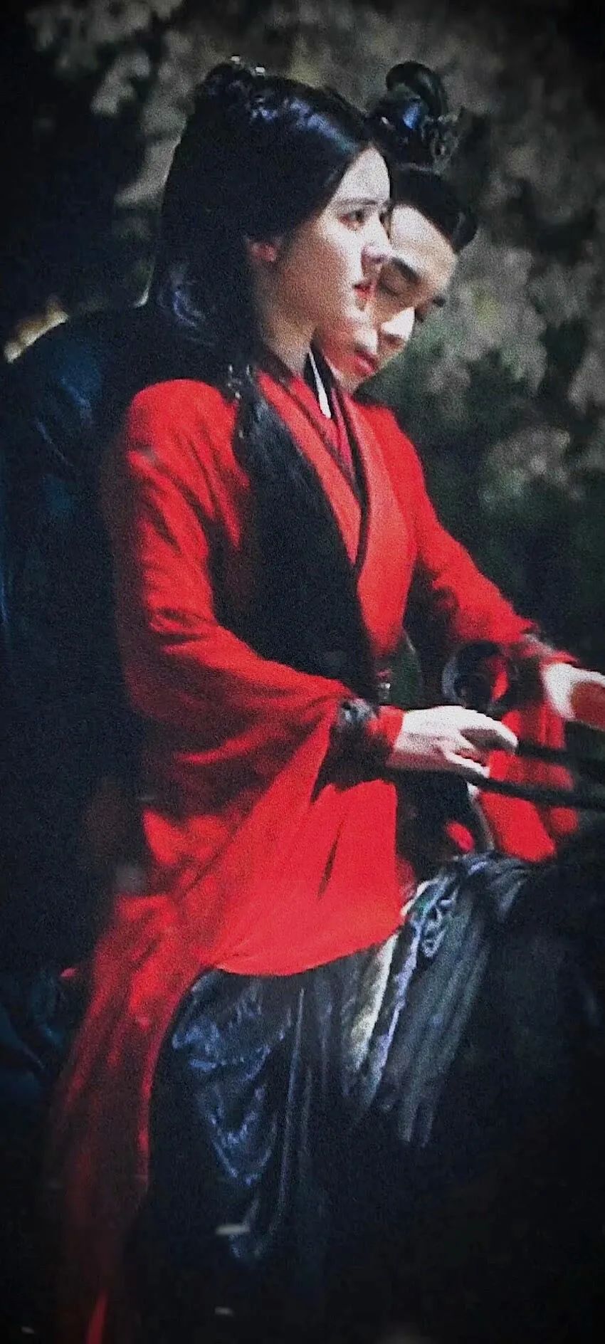 「星汉灿烂」吴磊×赵露思情侣壁纸头像