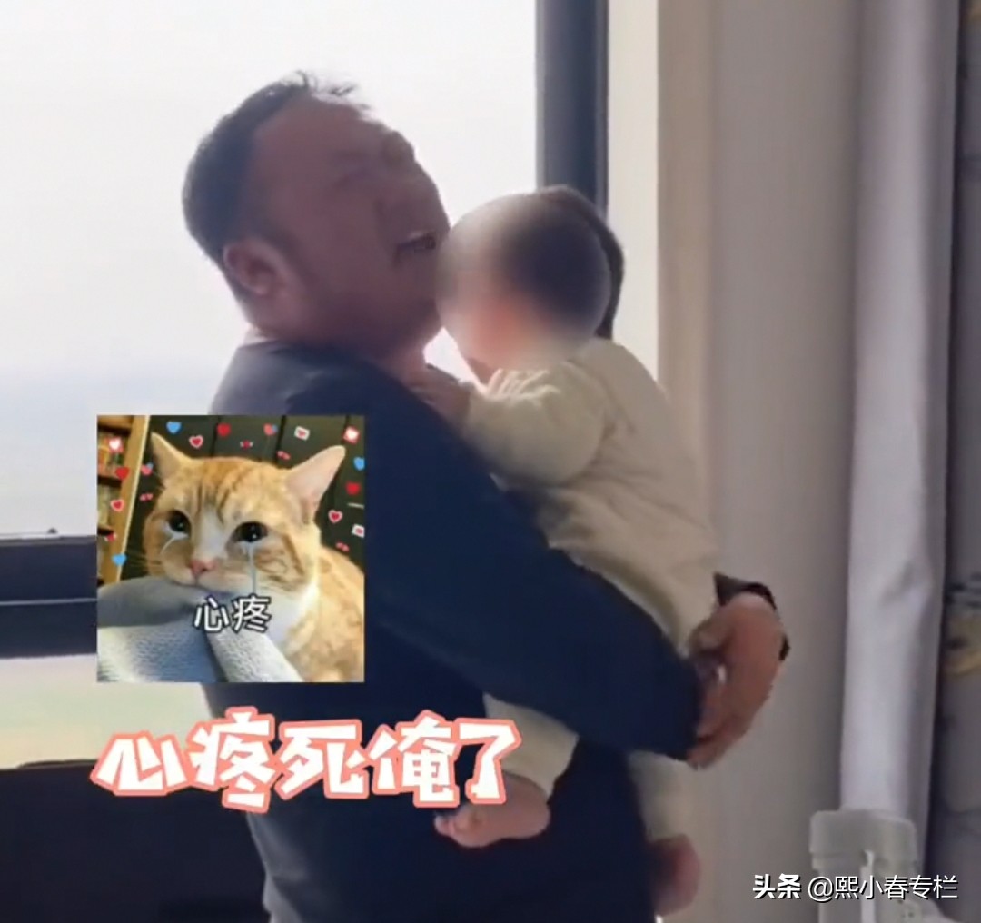 河南一宝爸哄不好孩子，崩溃大哭：心疼死俺啦，他都哭一个小时了