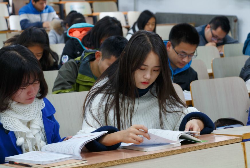 潜力巨大的3个“新工科”专业，毕业后就业不愁，发展有“钱途”