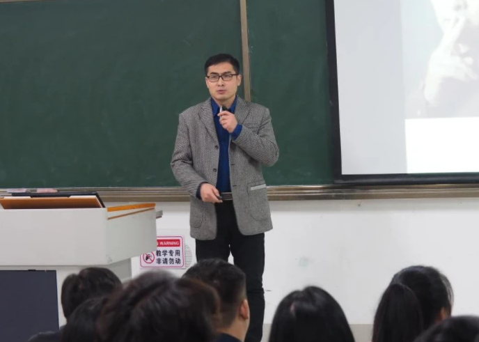 教育部出新规：将推行优质教师轮岗制，“一校定终身”现象被打破