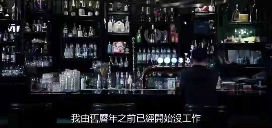 54岁港星转行做自媒体，拍2个视频涨3个粉丝，曾想考牌当保安