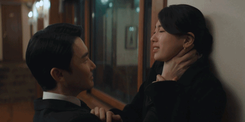 《安娜》不择手段上位史，裴秀智演得好真实，易烊千玺替得好真实