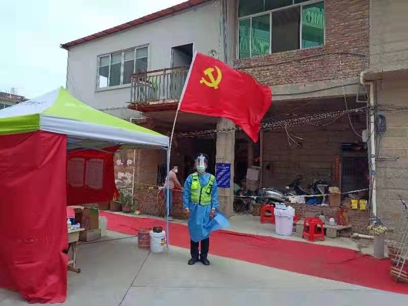 奋战在抗疫一线 | 福建南安霞美民警勇当封控区“最美逆行者”