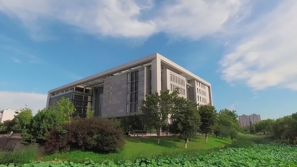 江苏这所高校：盛产学霸，捷报频传!同学院240余人，全部考研上岸