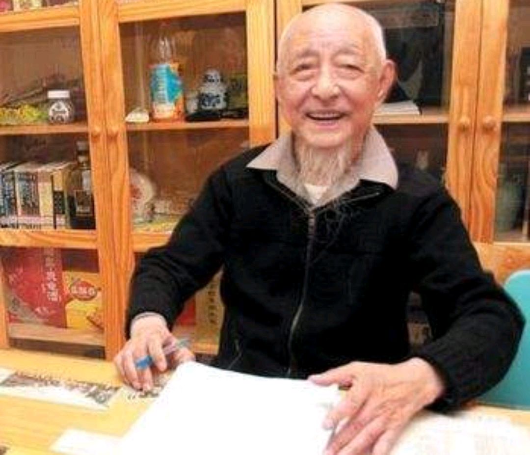 国医大师干祖望活到了104岁，他的养生“8字”诀，跟着做受益良多