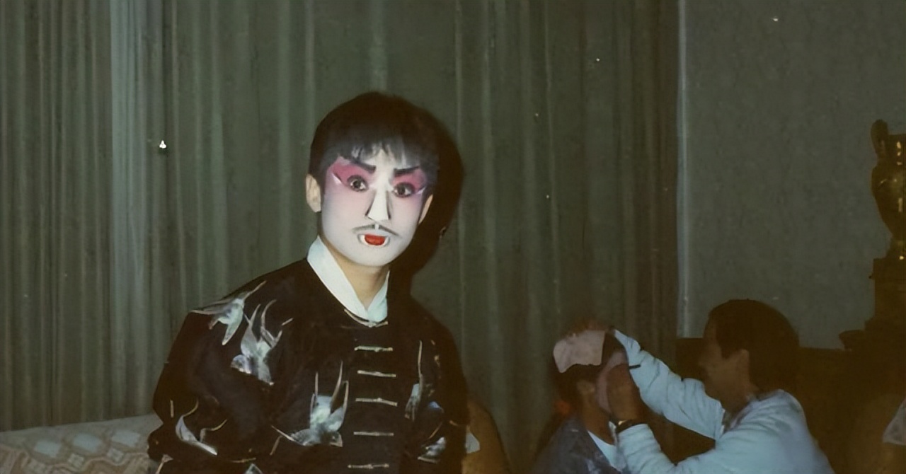 他是六小龄童替身，达到以假乱真程度，后自己出演孙悟空获赞无数