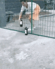 女朋友出差了，说去了上海出差，还给我发来了一张这样的照片