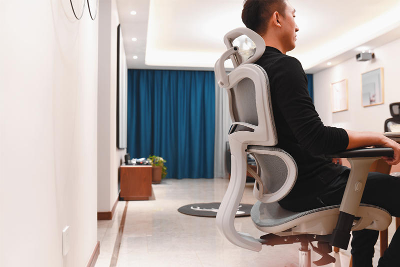 选一把好椅子，提高生产力-达宝利S10人体工学椅