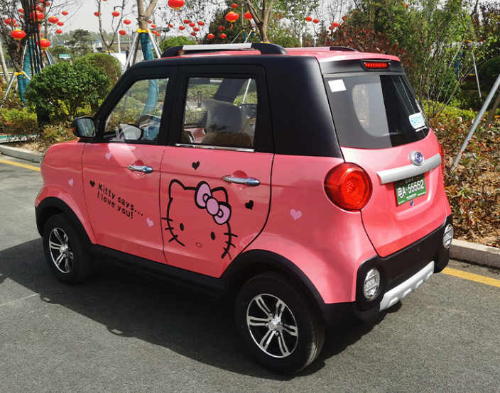 这2款低速电动四轮车,1万元左右,油电两用,适合50~80岁老年人