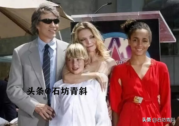 “猫女”米歇尔·菲佛,拒拍《沉默的羔羊》,和丈夫结婚29年零绯闻