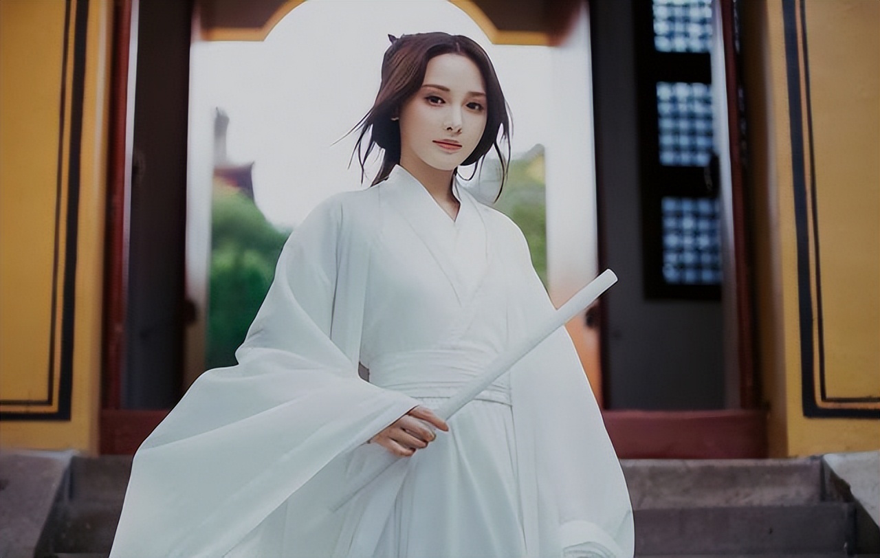 不懂就问！彭小苒的美貌是“一次性”的吗？