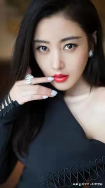 张天爱最新美照