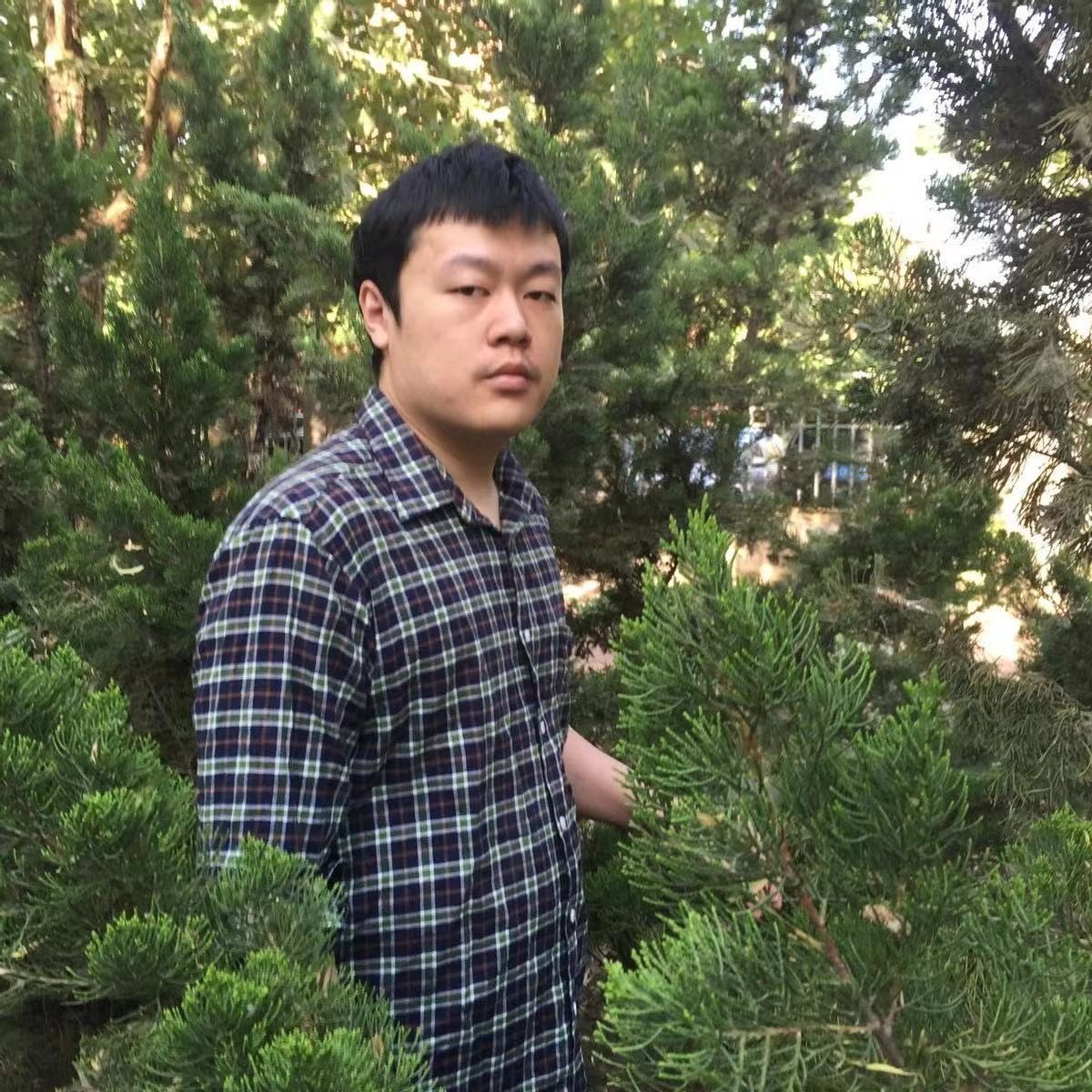 走向世界新时代艺术家——特别推荐颜旋