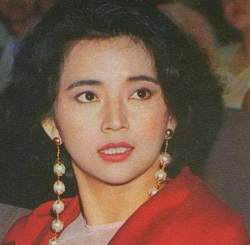 《大众电影》八十年代封面人物谁最美？