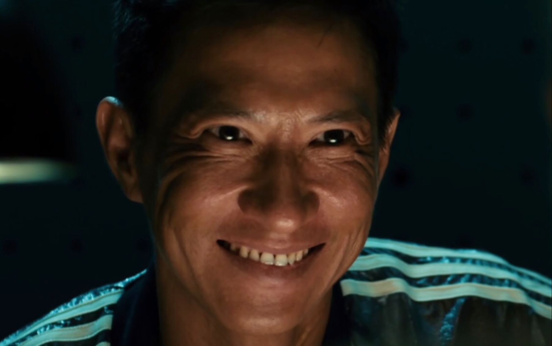 《大追捕》:香港警匪片在迎合中寻求突破，闪耀香港电影的荣光