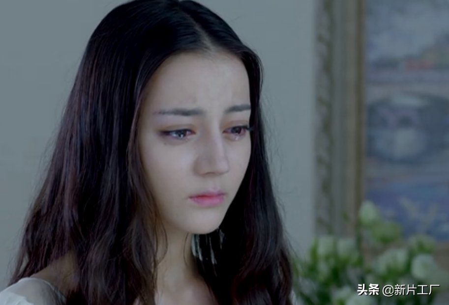 7年前，迪丽热巴演了个“绿茶”，让人记了好久，好难得