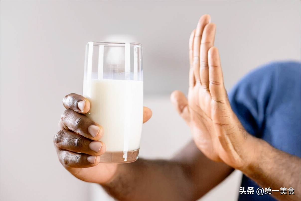 这5种食物钙含量比牛奶高！5种“黄金搭配” 把钙“锁”进骨骼