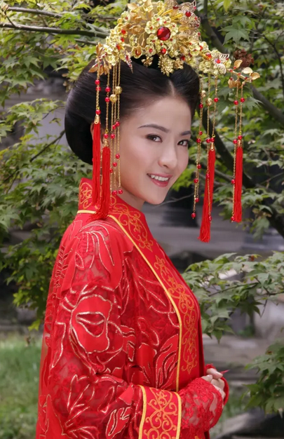 神似张柏芝的贡米跑去整容了！曾经的神颜如今模样大变，让人唏嘘