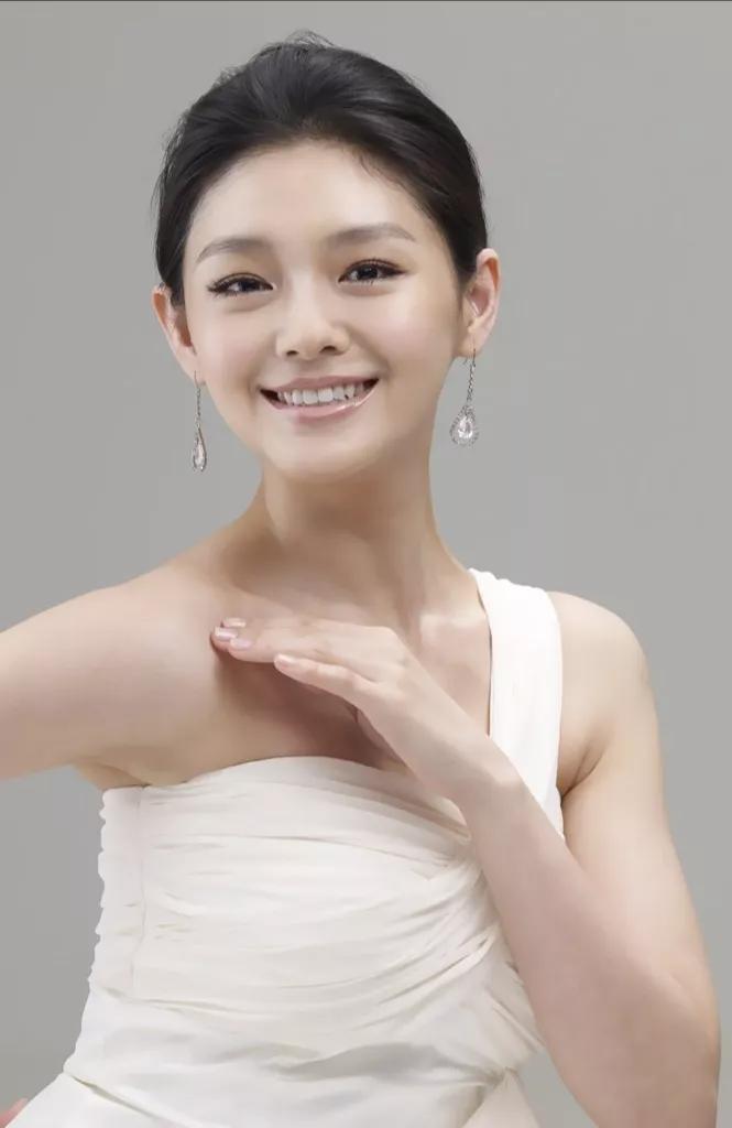 徐熙媛美照一册,欣赏