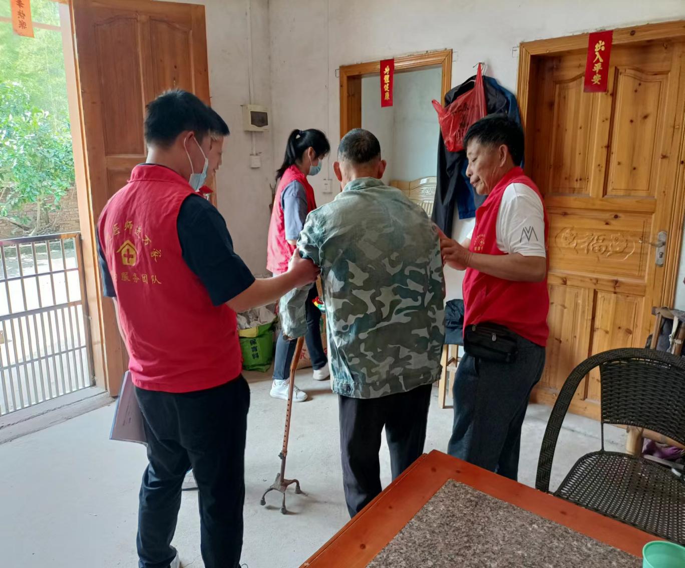 赣县区稳步推进医养结合与失能老人评估工作