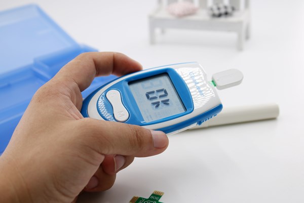 血糖仪测出血糖高16.6，用药两天后，却因低血糖送医，是咋回事？