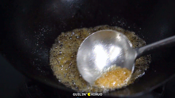 鐵鍋燉魚貼餅子,鐵鍋燉魚貼餅子怎么做