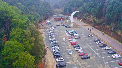 婺源月亮湾：在这里，遇见不一样的新年