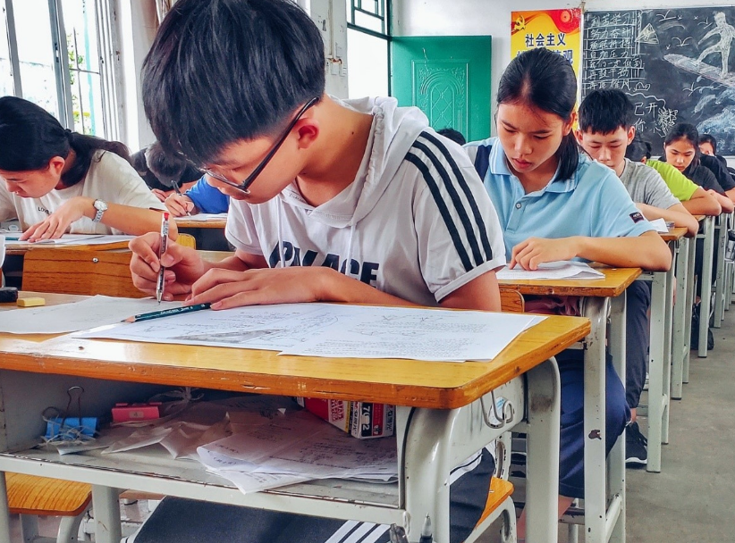 “定向生”和“统招生”有何区别？符合条件才能报，中考生要注意