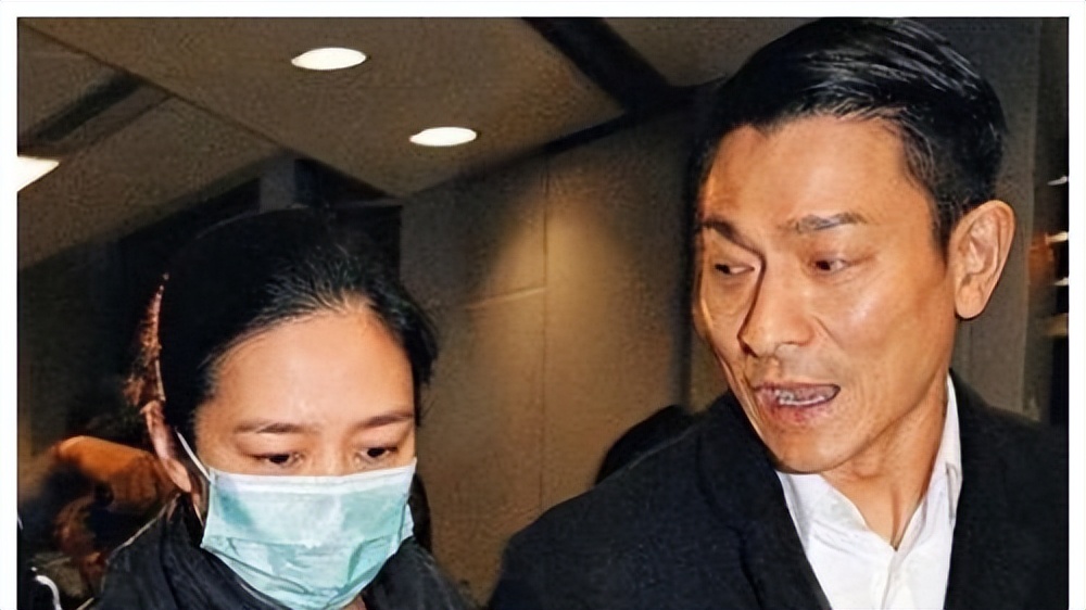 盘点“老来得子”的5位明星：有人和儿子年龄差达到60岁