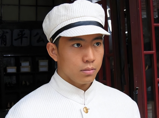 太像了，中国演毛泽东最牛的9个演员，唐国强仅排第2，张铁林倒数