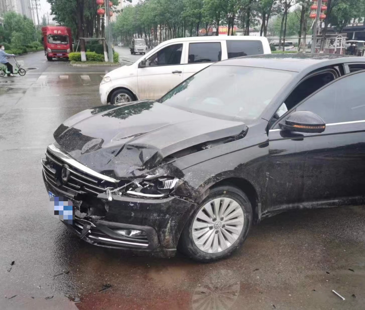 蹭了别人的车(蹭了别人的车联系不到车主怎么办)