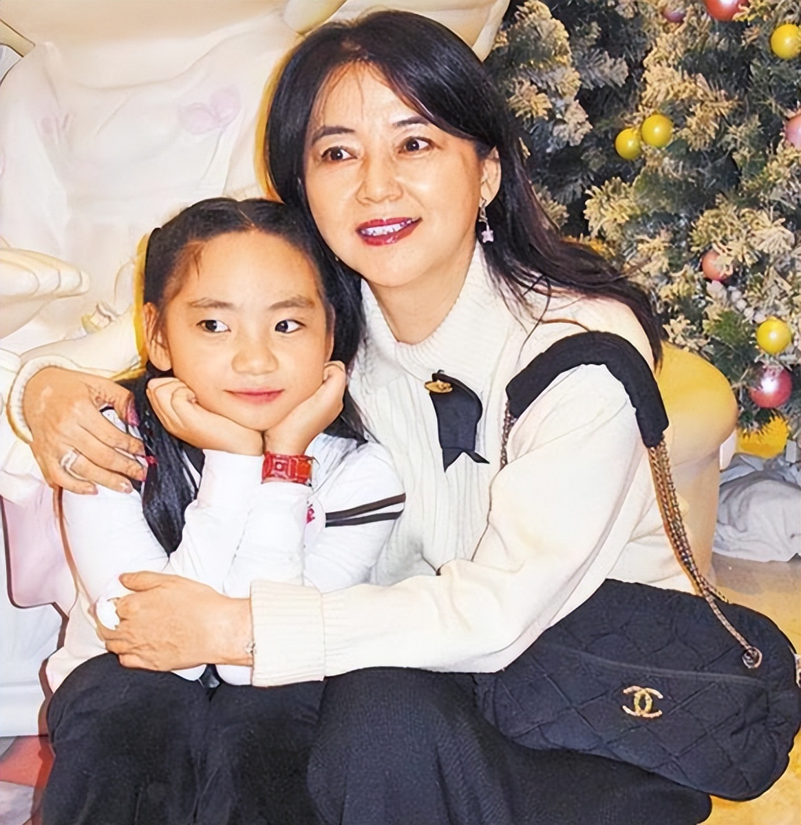 胡慧中：林青霞的接班人，挚爱的两个男人，一个惨死一个锒铛入狱