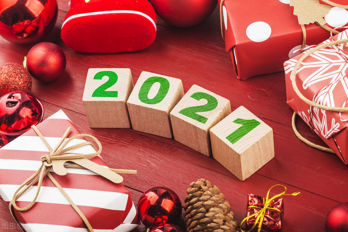 余后臣｜写给2022年：新年是最美的新娘，默默等待她的情郎