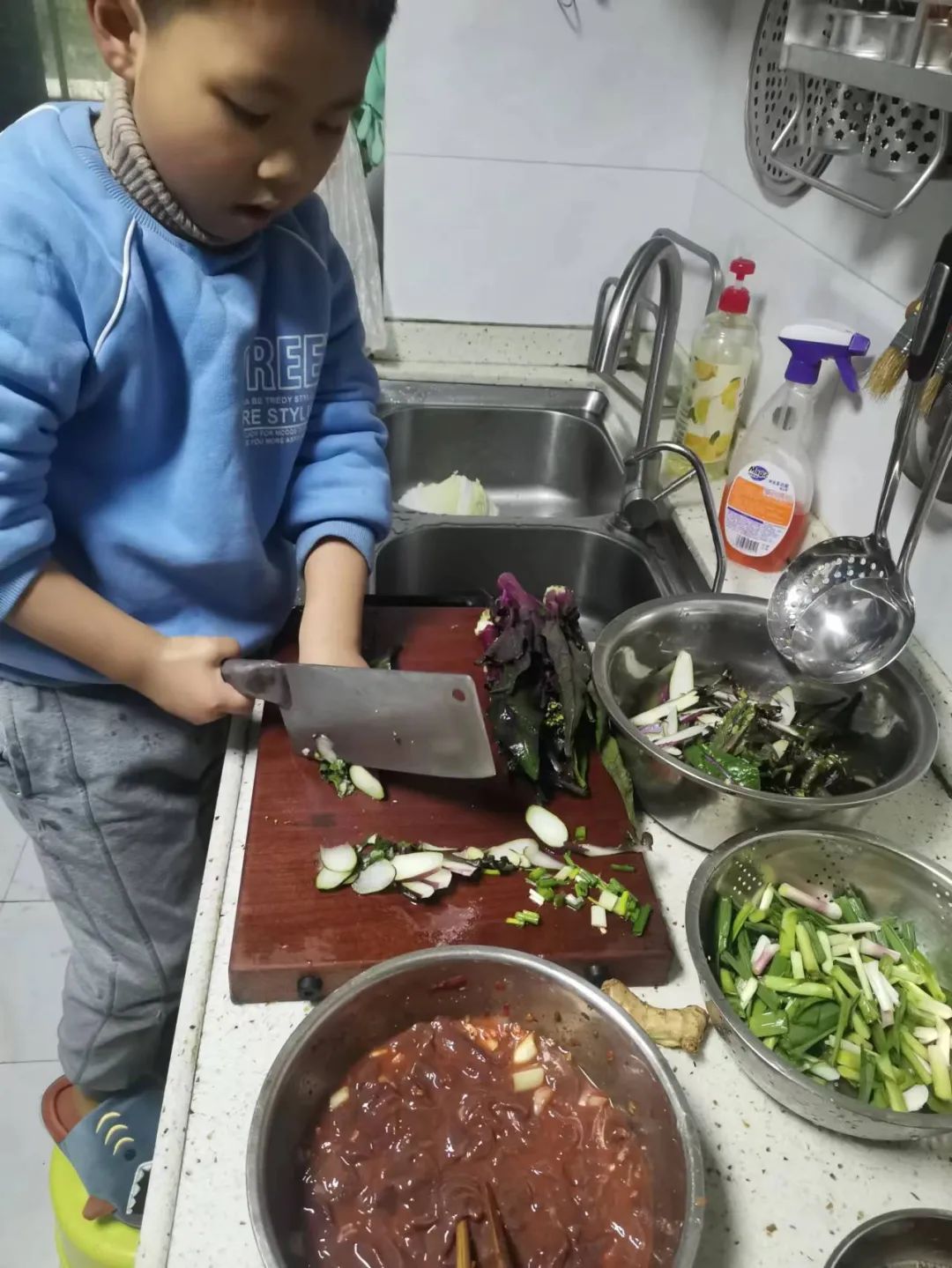 家庭小能手 劳动来创造｜双流区实验小学外国语学校践行劳动教育