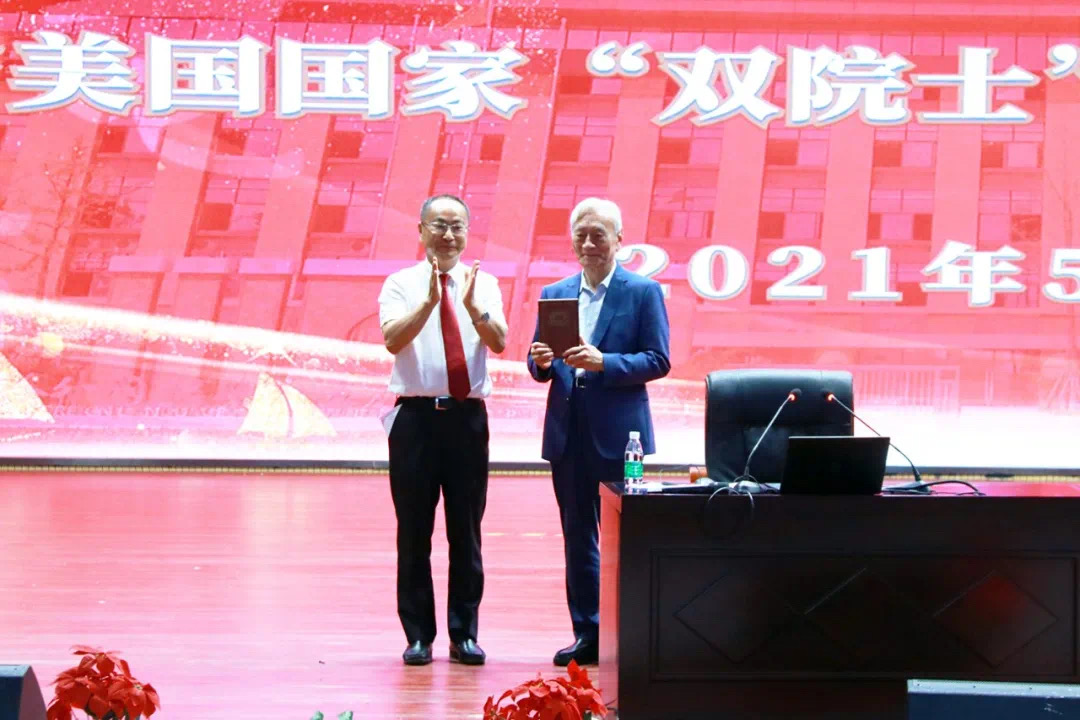 岁末年初“数说”教育，成都实外五龙山夯实基础展望新年