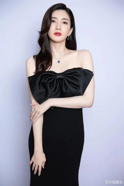 盘点娱乐圈中白到发光的魅力女星