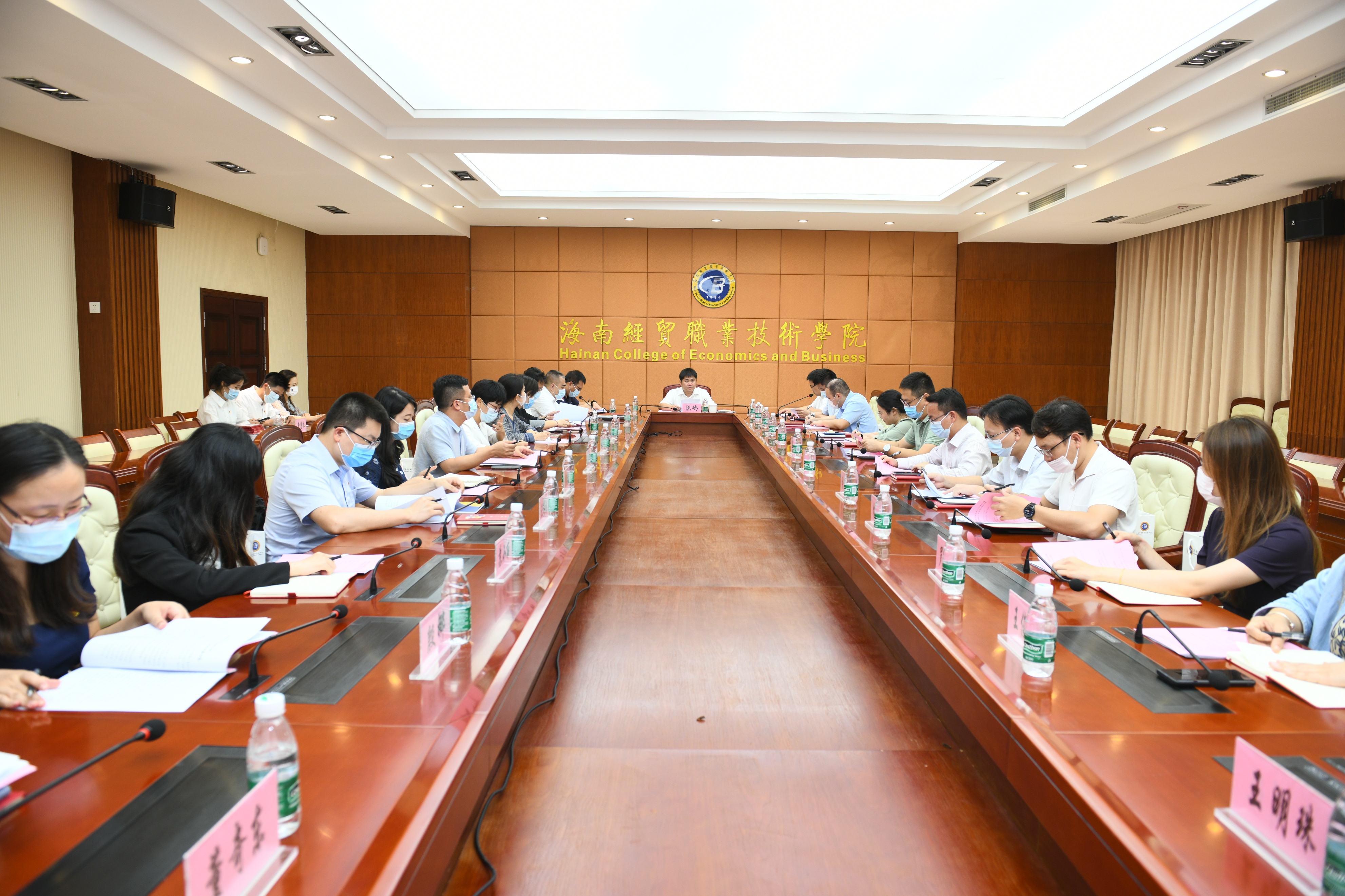 海南省高校共青团重点工作推进会暨高校促进就业工作交流会顺利召开