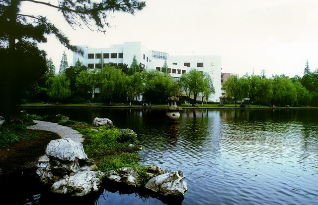 双一流大学预算经费公布！北航反超哈工大，浙大有些出乎意料