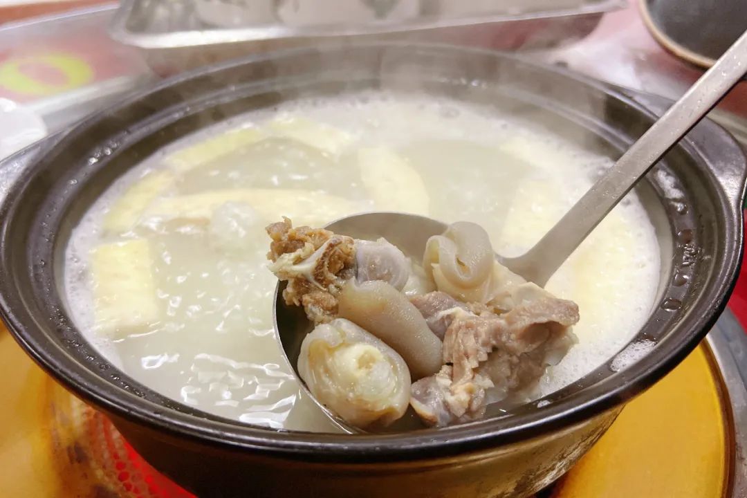 为了这些美食就值得去海南万宁！这四家特色餐厅，哪个都不能错过