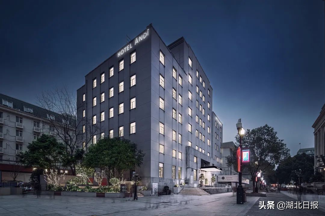 33位专家/8个答案/1幅长卷 展卷武汉“新外滩”澎湃未来