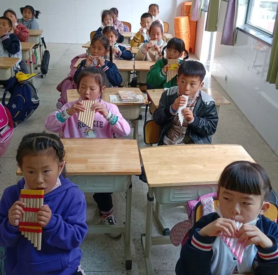 成都高新区朝阳小学开展“节气深耕·清明节气”主题活动
