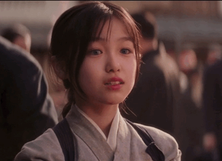 “国民女儿”到圆脸大姐？这4位童星“长残”，长大前后判若两人