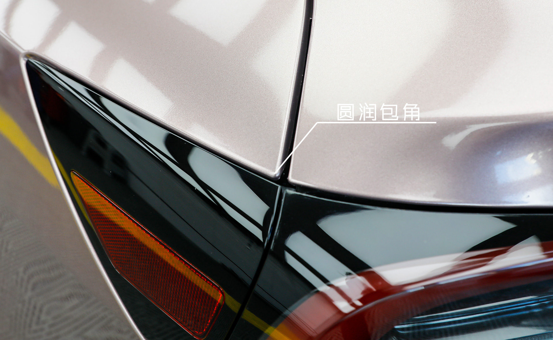 车身改色｜特斯拉Model3，总逃不过一款冰莓粉