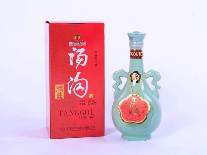 江苏3大白酒，辉煌时家喻户晓，如今却在超市积灰