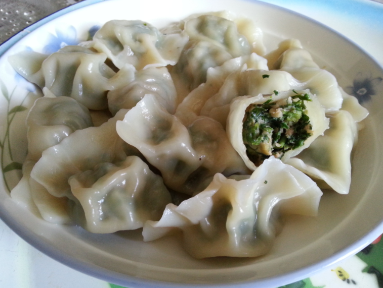 夏季天热，这3种蔬菜包饺子特香，隔三差五吃一次，鲜香美味滋补