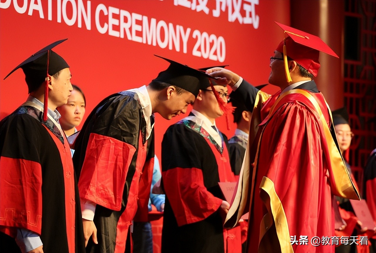 上海女博士择偶标准“太苛刻”，必须是上海市户口，还得310开头